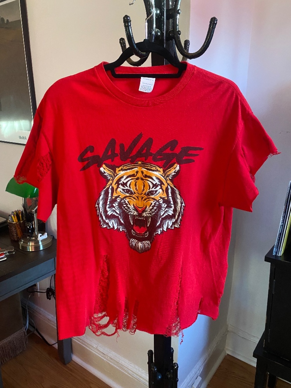 DISTRESSED TIGER TEE // DIY AESTHETIC
